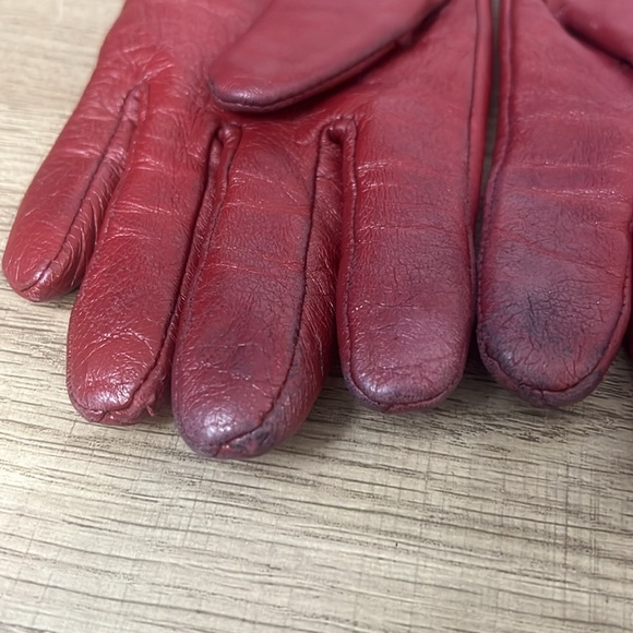 FEIQIAOSH WOMENS RED LEATHER GLOVES SZ Medium - Picture 3 of 16